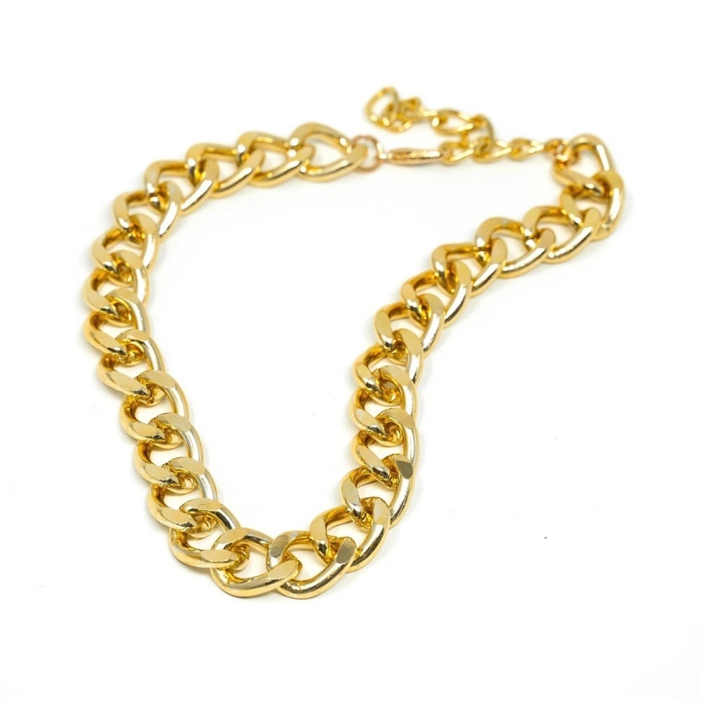 The sis kiss gold tone chain link necklace with original bag pouch